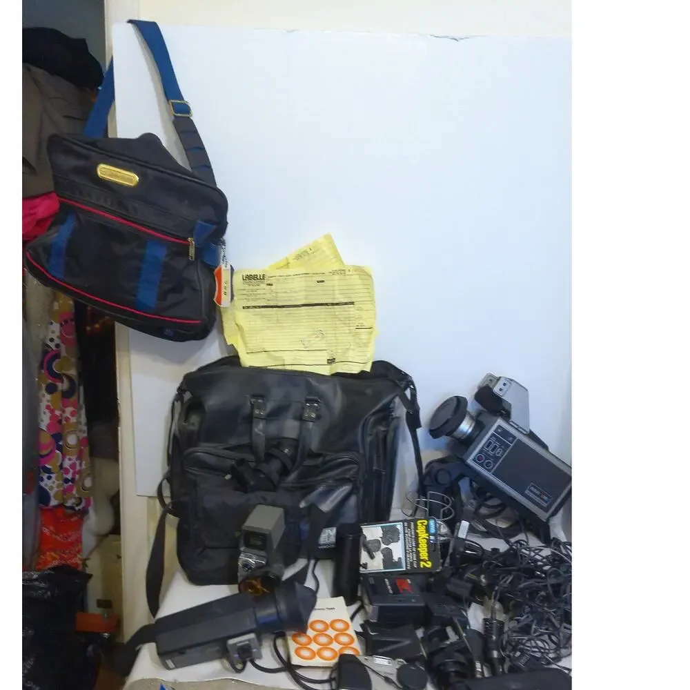 Vintage Cameras Telescope and Photography Parts Giant Lot - Picture 4 of 10